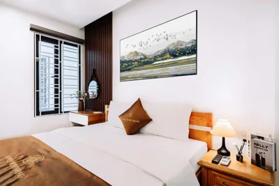 Deluxe Double Room — Cat Ba Rose Nhung Hotel